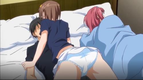 ※※※即イキ禁止※※ 彼女が寝ている横で。。。彼女の友達に襲われたぁぁ！！声だしちゃダメだょ！！！！きぃもちいぃぃぃ・ゃばぃはッっ。。ななぁぁかはダッメェェェぇえ！！！！