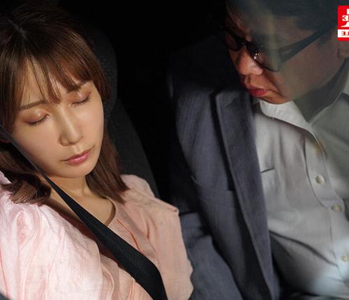 『ち、違う…感じてない、あぁああ！』【美女】カスレイプ犯に無理やり小さな割れ目に突っ込まれた美人！《レイプ》