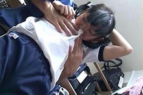 『うぅ…こんなの酷いよぉ』【JK】死ぬほど嫌いなレイプ犯に拒絶したのに巨根ペニスを生ハメされた少女！《強姦》