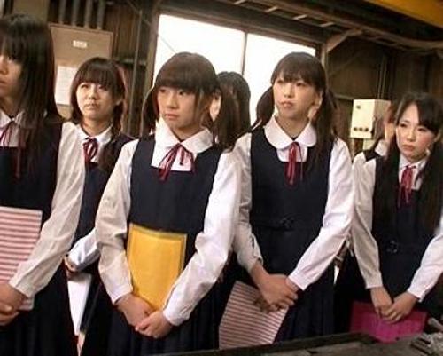『うぅ、お願い…もうチンチン挿れないでぇ』【JK】最低レイプ魔にチンコでパコパコされて悔しいのに絶頂イキする女子！《レ○プ》