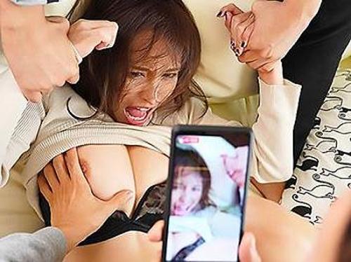『お願いです、チンチン挿れないで…！』【美女】ゴミクソ男にチンポで膣奥ガン突きされてオマンコびしょ濡れお姉さん！《レ○プ》