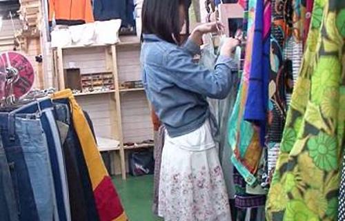 『ひっ…こんな大きなチンチン、ダメぇええ！』【美女】嫌いな野郎にマラで奥まで貫かれてオナホ扱いされた美女！《強姦》