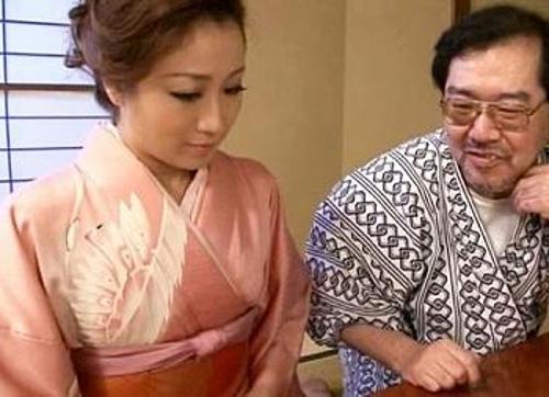 『お願い、もう許してください…』【熟女】キモレイプ犯にデカチンでパコパコされて絶頂イキするおばさん！《強姦》