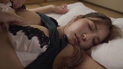 『あうぅ…、またイッちゃいました…』【人妻】生理的に嫌いな義父にチンチンでパコパコされて屈辱の痙攣イキする奥様！《レ○プ》