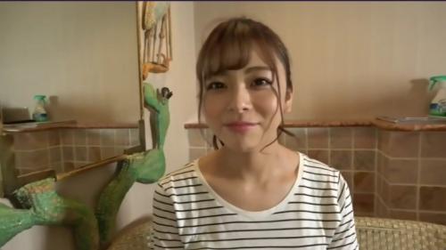 恥じらいがエロい巨乳美女の濃厚フェラからバックで揺れる尻がエロすぎる