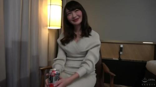 「素人お持ち帰り」街角でナンパしたほろ酔い巨乳美女に即挿入！エロスイッチONで自分からチンポを欲しがり満足できずに電マオナニーまでしちゃう