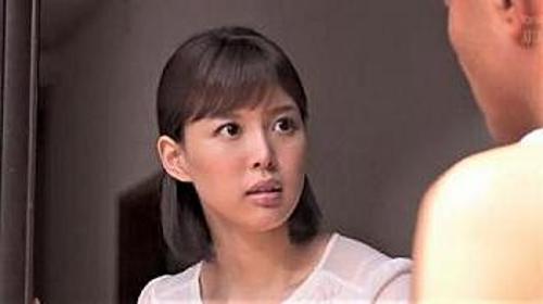 『嫌だ、ダメ…チンチン挿れないで…！』【人妻】大嫌いな野郎に抵抗したのにオマンコにハメハメされた奥さん！《レ○プ》