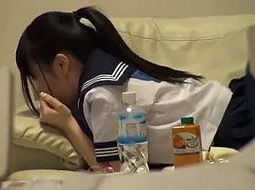 『お願いします、中に出さないで…！』【JK】死ぬほど嫌いな男に抵抗したのにデカチンを挿れられた女子！《レ○プ》