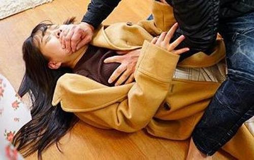 『いや…謝るから許して…！』【美女】生理的に嫌いなレイプ犯に容赦なくチンポを突っ込まれたお姉さん！《レ○プ》