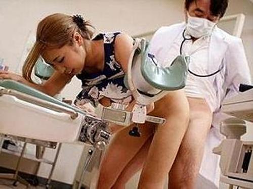 『あぐぅ…お、オチンチン挿れるんですか…？』【人妻】鬼畜レイプ犯に勝手にマンコに生ハメされた妻！《レイプ》