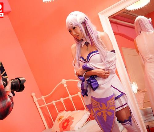 『やめて、ダメだよぉ…あぁああ！』【美女】キモ男に嫌がっているのにチンポを挿し込まれたお姉さん！《強姦》