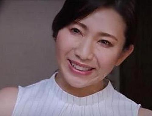 『ひぃ…ダメ、こんなオバサン犯さないで…！』【人妻】鬼畜義父に力づくでチンコをパコパコされた熟女！《レｘプ》