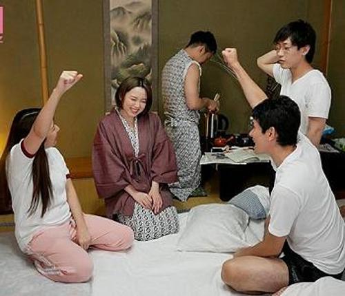 『ごめんなさい、謝るから許して…あぁあ！』【女教師】変態男に力づくで小さな割れ目に生ハメされたお姉さん！《レ●プ》