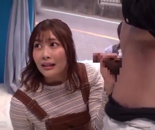 【MM号】旦那と赤ちゃんが外で待ってるのに…初対面の巨根チンコをどうしてもオマンコに挿入したいエロ奥さま！