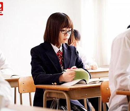 『バタバタすんなよ、殴るぞっ！』【JK】大嫌いな男に抵抗虚しくオマンコにねじ込まれた女子！《レ●プ》