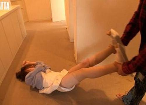 『やめる訳ねーだろ、ほら、出すぞ…オラァ！』【JD】生理的に嫌いな強姦魔に嫌がっているのにチンコを生ハメされた女の子！《レ○プ》