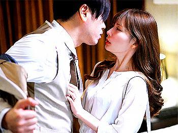 【同僚の嫁】「挿れて欲しい…」出張先HOTELで旦那の同僚と濃厚濃密な不倫不貞SEXに溺れる美人主婦が全裸で悶絶！