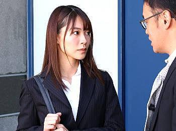 ＜ドラマ＞出張先で犯されたエロ貧乳な若妻OL！上司チンポをご奉仕フェラ…快楽に抗えず言いなり背徳イキ！＜東條なつ＞