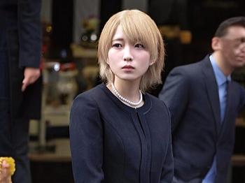 【人妻NTR】中学生時代の担任の葬儀で再会した同級生の男たちに泥酔させられて…輪姦乱交の凌辱強姦中出しレイプで寝取り堕ち