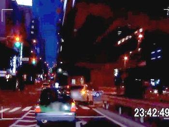 ＜人妻NTR＞ドラレコに映った衝撃の泥酔レイプ…同窓会の帰りに油断するエロ巨乳な昏睡若妻を車内セクハラで羞恥させ強姦凌辱