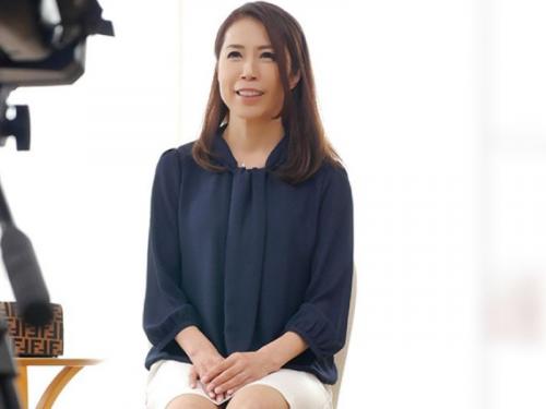 ［中出し初撮り＼おしゃれ魔人五〇路］生なんて〇年ぶり。子持ち母親に観えない極上ボディの専業主婦が種付けで恍惚アクメwwwww