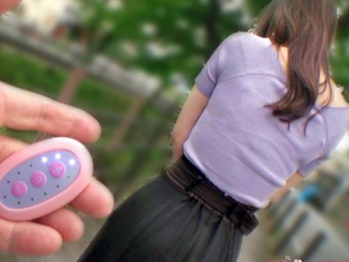 ［リモバイ羞恥/浮気旅行］お願い振動止めてぇ。屋外の辱めで発情が治まらない人妻が温泉旅館で宙吊り堕ち~企画wwwww