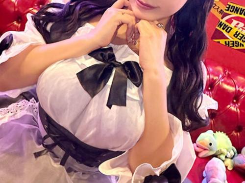 〔中出し/外国人サイズお乳…コンカフェ娘〕しゅごぃ気持ちぃぃもう〇回。ホス狂いメイドが夜通し種付けさせるエロ動画wwwww