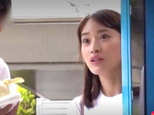 ［マジックミラー号/中出し…NTRお母さん］やだぁセンズリ臭い。産後処女のスリム妻が巨根に鬼ピスさせちまうエロ動画wwwwww