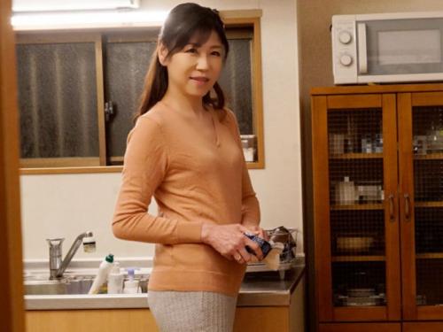 ［強性‥還暦/中出しNTR］そこぉバック‥精子欲しい。パパが放置した六〇路が町内会長に種付け許しちまうエロ動画wwwwwwww