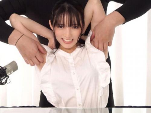 ［即ズボ中出し/声我慢ゲーム］やだゆだ～ワキ止めて。罰で強引にパンスト破かれた美女がお潮漏らして孕ませられるエロ動画wwww