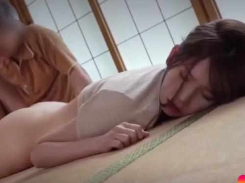 ［激ヤバ…義理娘＼中出しレ●プ］やだぁお父様痛い。スレンダー娘が無理矢理のナメクジ責めで隠れマゾを開眼するエロ動画wwwww