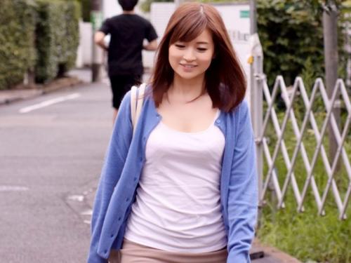 ［誘惑～筆おろし/お母さんツレ］凄い勃起…早く挿れて。DTとの浮気交尾に嵌ったオバサンが生膣に包み込む、エロ動画wwwwww