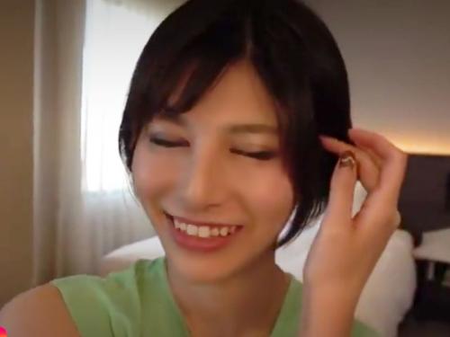 ［上物セレブ/中出しナンパ］ふふっぃぃぉゴム無しで。モデルのようん神スレンダーが全裸で他人棒に注入させるエロ動画wwww