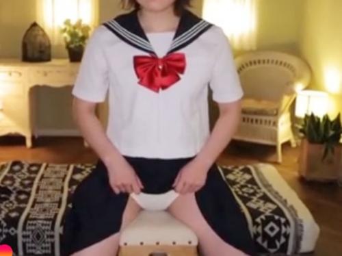 ［中出しOK＼女子校生レイヤー］視てパンツ‥染みてるの。言いなりになったウブ娘が美巨乳揺らして注入させる、エロ動画wwwww