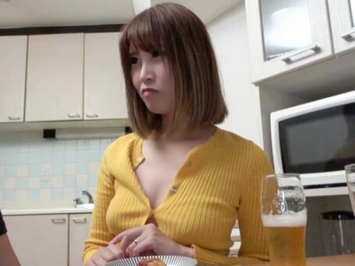 ［中出し誘惑/NTR奥様］早くバイブ…ムラムラ凄いの。パパの単身赴任で性欲溜め込んだ胸チラ妻が子種欲しがるエロ動画wwwwww