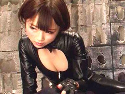 ＜潜入捜査官！＞「こんなこと、やめろ…ダメなの…」ショートカット美乳おっぱい美女！敵に捕まり強引にヤラレタ(無料エロ動画