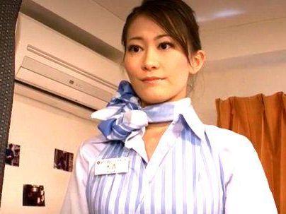 ＜美人CA、登場＞「犯すぞ！ケケケ・・」美人キャビンアテンダント！鬼畜な男にヤラレマクリになっちゃうゾ！(無料エロ動画)