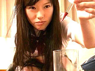 ≪美少女×媚薬≫【これ試したいの…？】スレンダー美乳おっぱい近所の美少女！媚薬使ったら興奮してエロ行為に発展シチャウ！