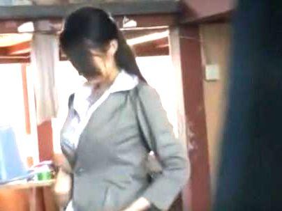 ≪犯され≫【やめて…クダサイ…】高学歴の頭がいい美女お姉さん！ヤバイやつに強引にエロ行為持ち込まれるぞ(無料エロ動画)