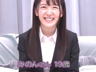＜就活生限定＞「みのんさん、ゲット！」10分間くすぐりにガマン企画！可愛い女子が負けてエロ交尾に持ち込まれるぞ！