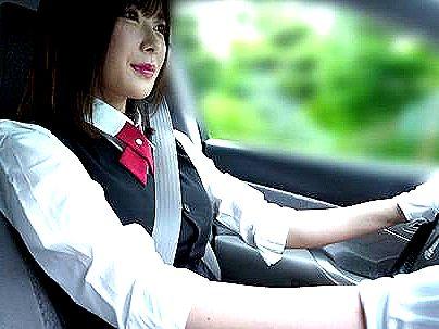 ＜タクシードライバー＞「だれかいなかな～…♡！」獲物を狙い街を巡回する痴女タクシー！痴女がターゲットロックオン！