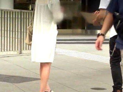＜おば様ナンパ＞「え？コレからですか？はい…！」セレブ美熟女ゲッツ！他人棒で種付け膣内発射中出しになっぞ！
