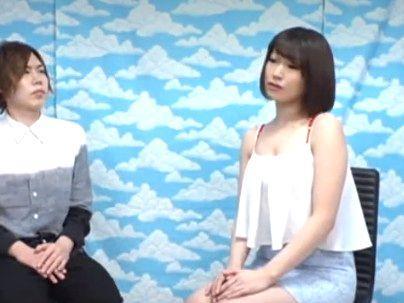 ＜素人ナンパ＞「かわええ～ぞ！」滅茶苦茶可愛い美少女！友達とエロ企画に挑戦で勿論エロ行為に発展シチャウゾ(無料エロ動画)