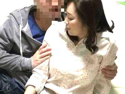 ≪熟女ナンパ≫【わたしでいいの…♡】欲求不満の人妻熟女！ナンパされて浮気不倫行為になるぞ(無料エロ動画)