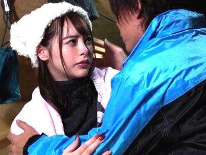 ＜連続中出し＞「彼いるけど…♡」彼持ちクッソ可愛い美少女！遭難で他人棒で浮気ファックしてっゾ(アダルト動画)