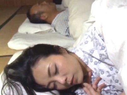 ＜FAプロ＞「これが昭和のエロドラマか！！」おんな乱れ牡丹！美人奥さんが近親相姦エチエチシチャウゾ(無料エロ動画)