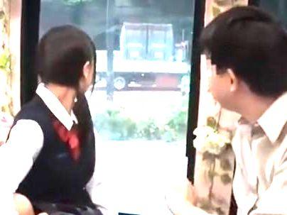 ＜マジックミラー便＞「まじか？ヤバいだろｗ」再婚してできた新しいお義父さん！MM便で近親相姦発展しちゃう(無料エロ動画)