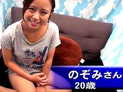 ＜ガチナンパ＞「ウブ女子大生ゲットｗＷ！！」シロウトの可愛い女子！デカチン挿入でもだえ感じるゾｗＷ！(アダルト動画)