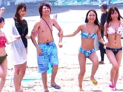 ＜ウェ～イ☆彡＞「風俗嬢、登場！」イケイケＧＡＬ風俗嬢たち！海で音を釣ってやっちゃうぞ(無料エロ動画)