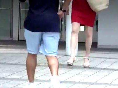 ＜美魔女ナンパ＞「上玉ゲットｗＷ！」横浜みなとみらいで口説いた美魔女オバサン！なし崩し的にエロ行為に持ち込んだぞ！